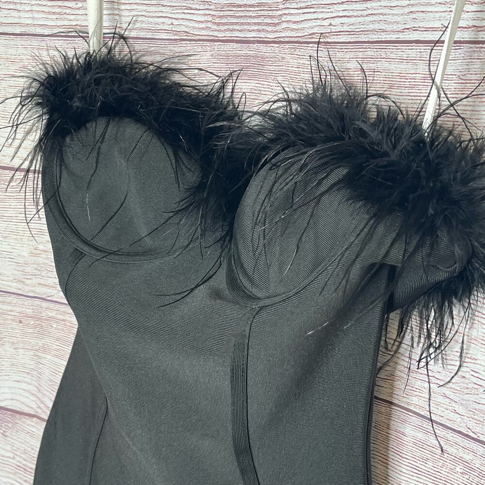 Superdown Ramona Bustier Black Feather Trim Party Mini Dress Size Small - Picture 8 of 14